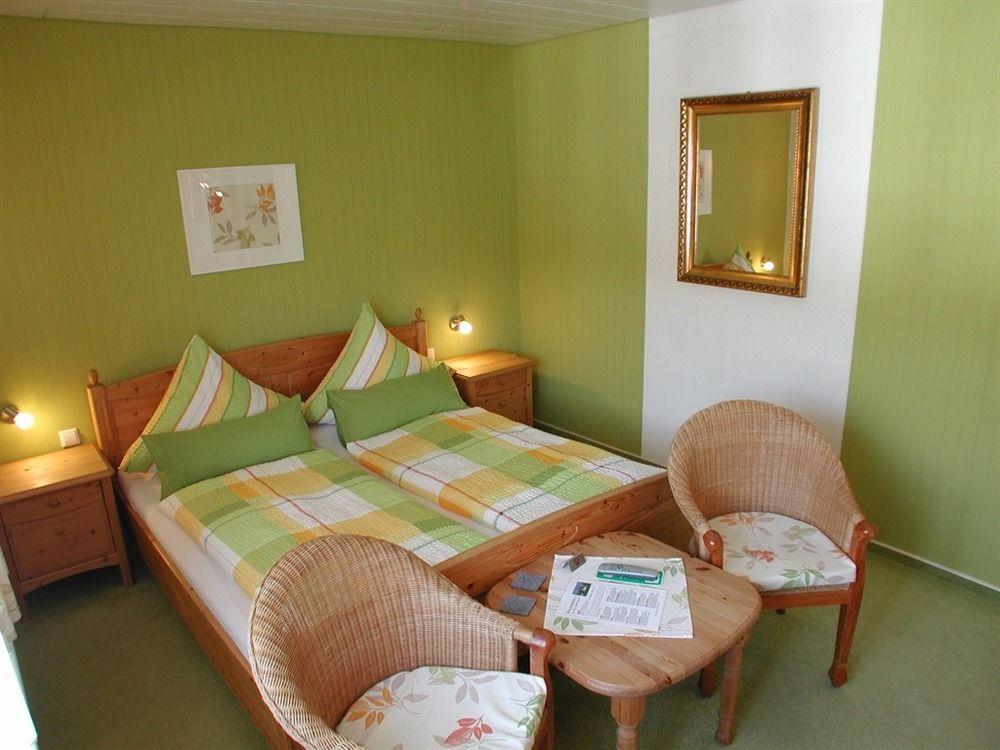Haus Uebernachtenswert Cochem Mosel Экстерьер фото