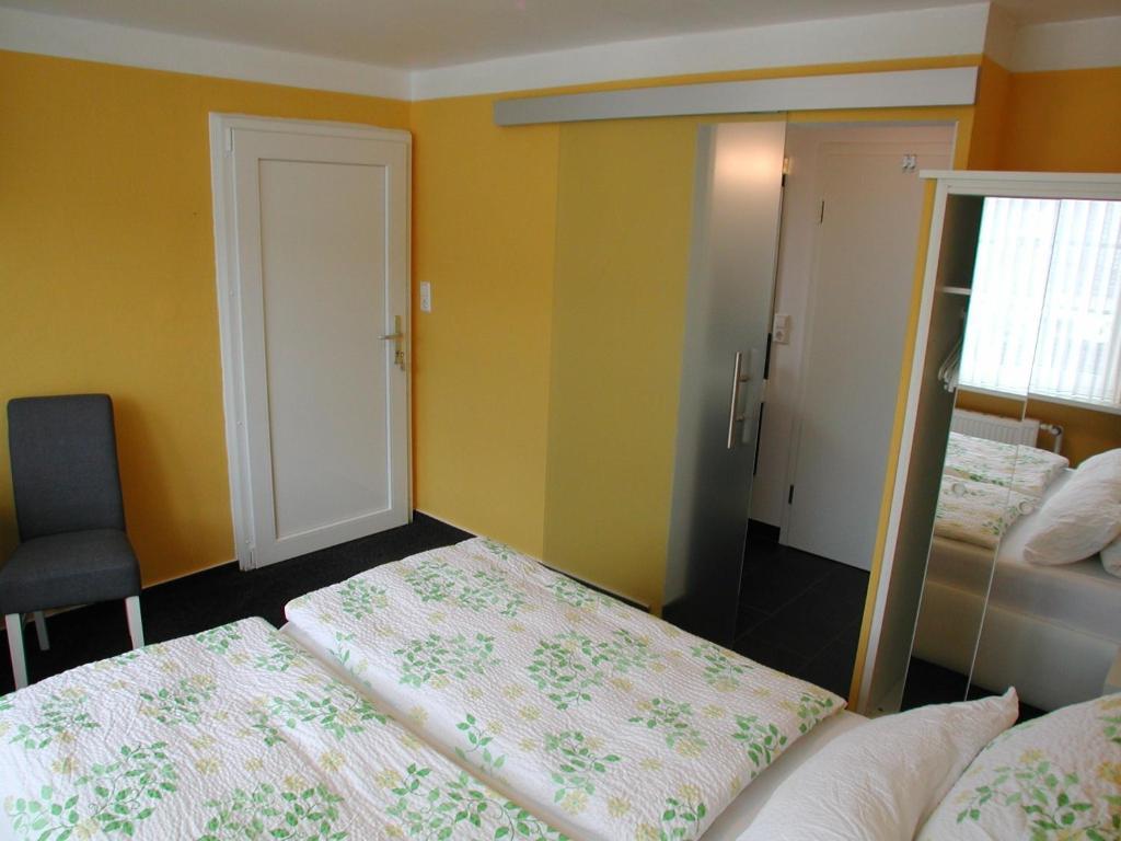 Haus Uebernachtenswert Cochem Mosel Номер фото